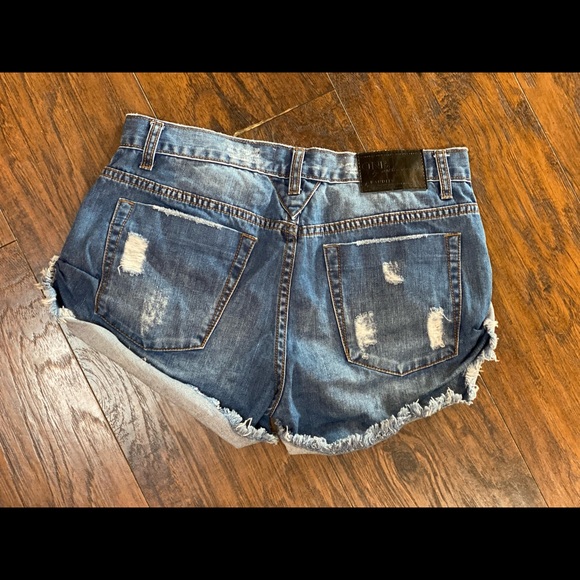 One Teaspoon Denim Shorts- Sz 27 - Picture 4 of 5